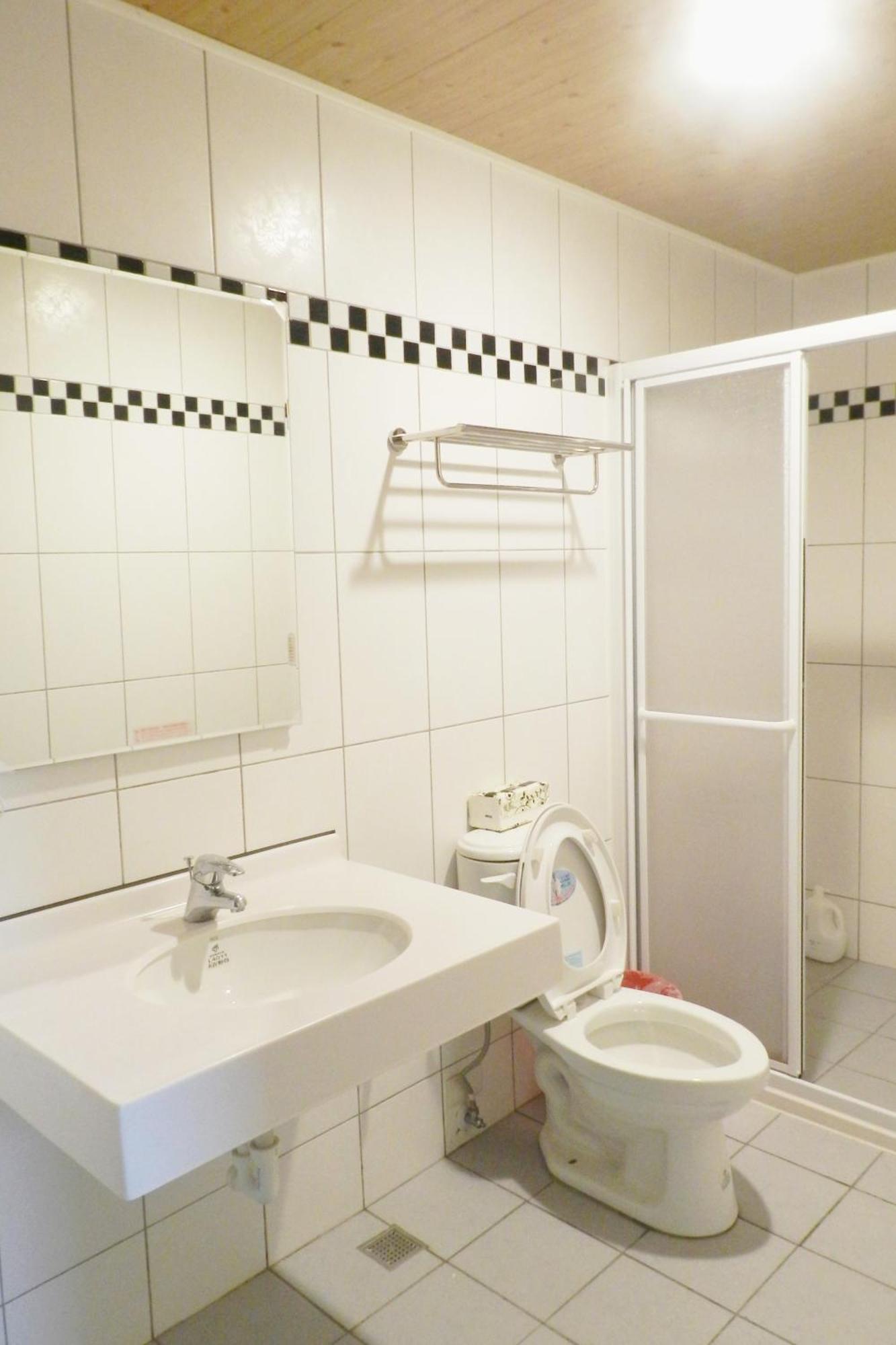 Hostel Feng Chia House Taichung Exterior foto